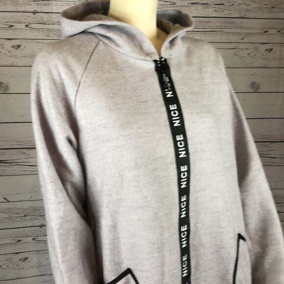 Millen charm Burgundy" free cut with a zipper with a hood gray size medium - Picture 4 of 12